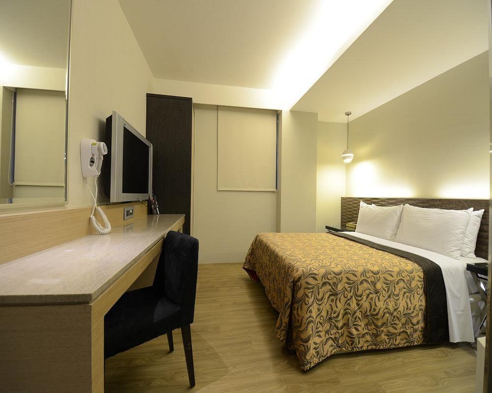 Royal Garden Hotel Taipei Dış mekan fotoğraf