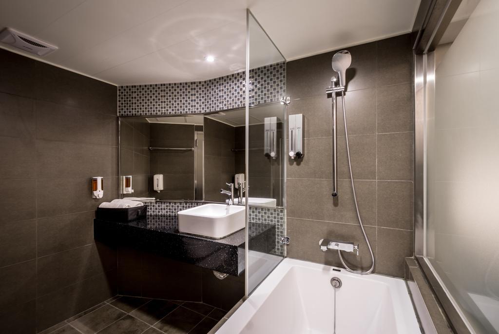 Royal Garden Hotel Taipei Dış mekan fotoğraf