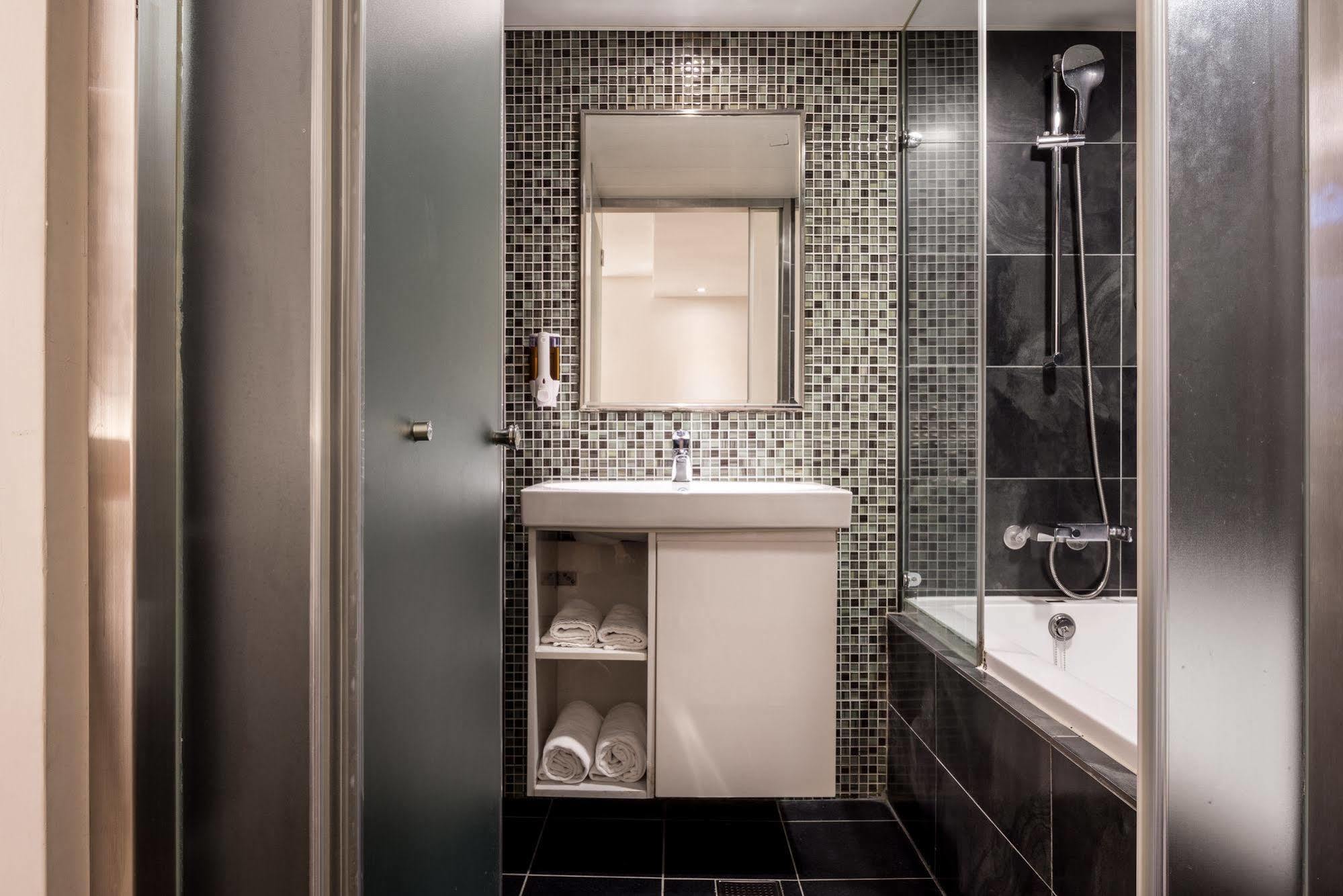 Royal Garden Hotel Taipei Dış mekan fotoğraf