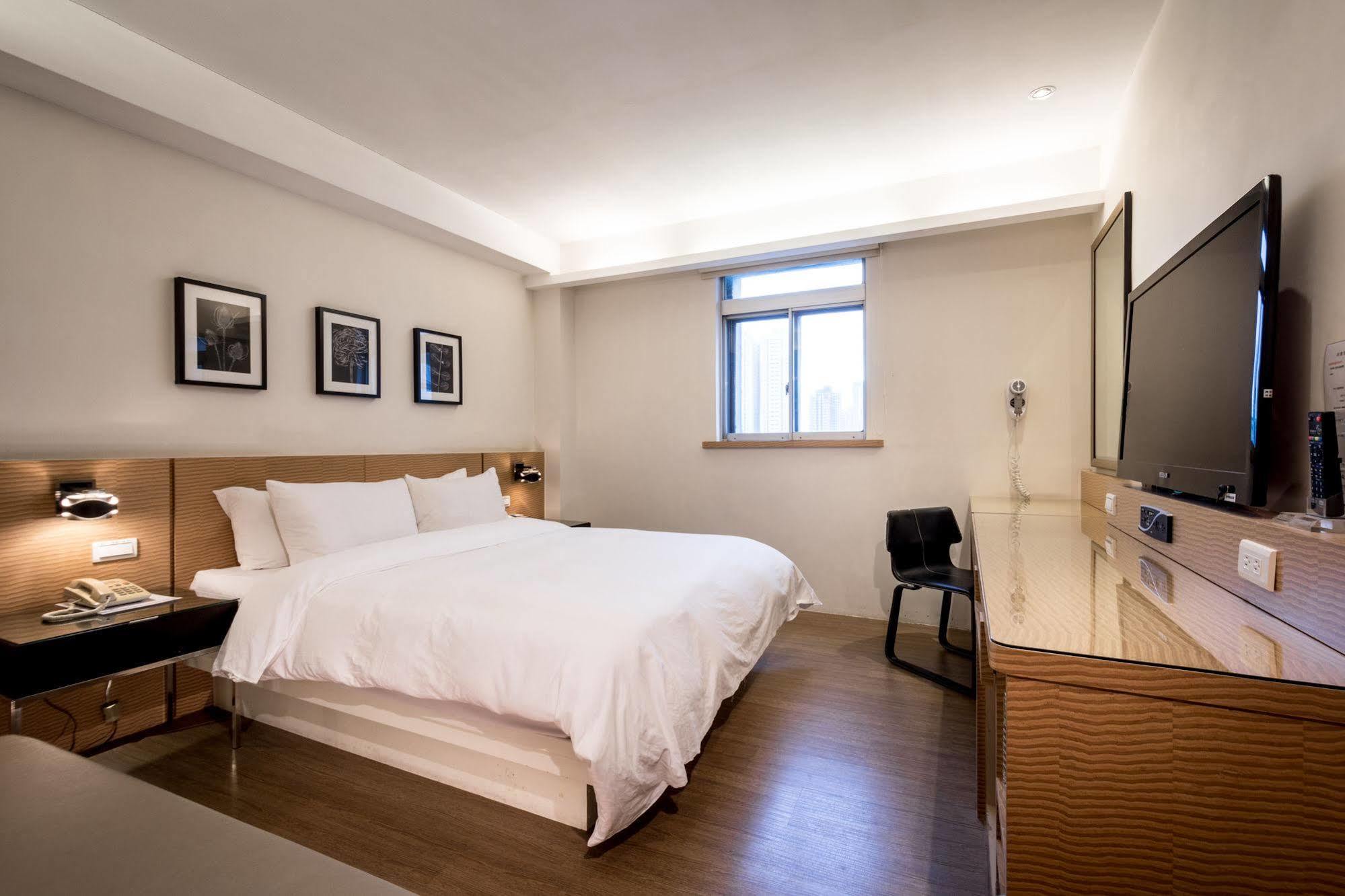 Royal Garden Hotel Taipei Dış mekan fotoğraf