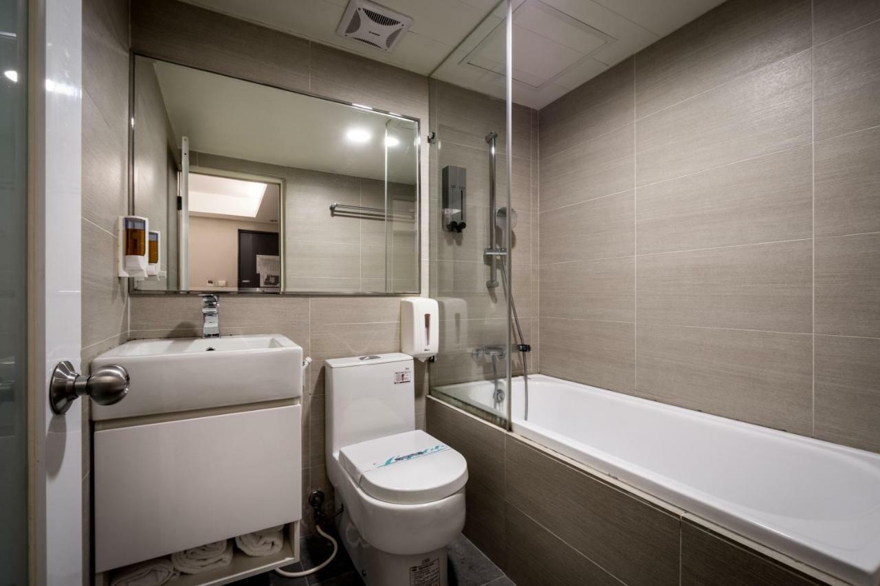 Royal Garden Hotel Taipei Dış mekan fotoğraf